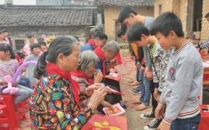 11岁的外甥给五岁舅舅拜年好吗 6个外甥轮流给5岁舅舅拜年
